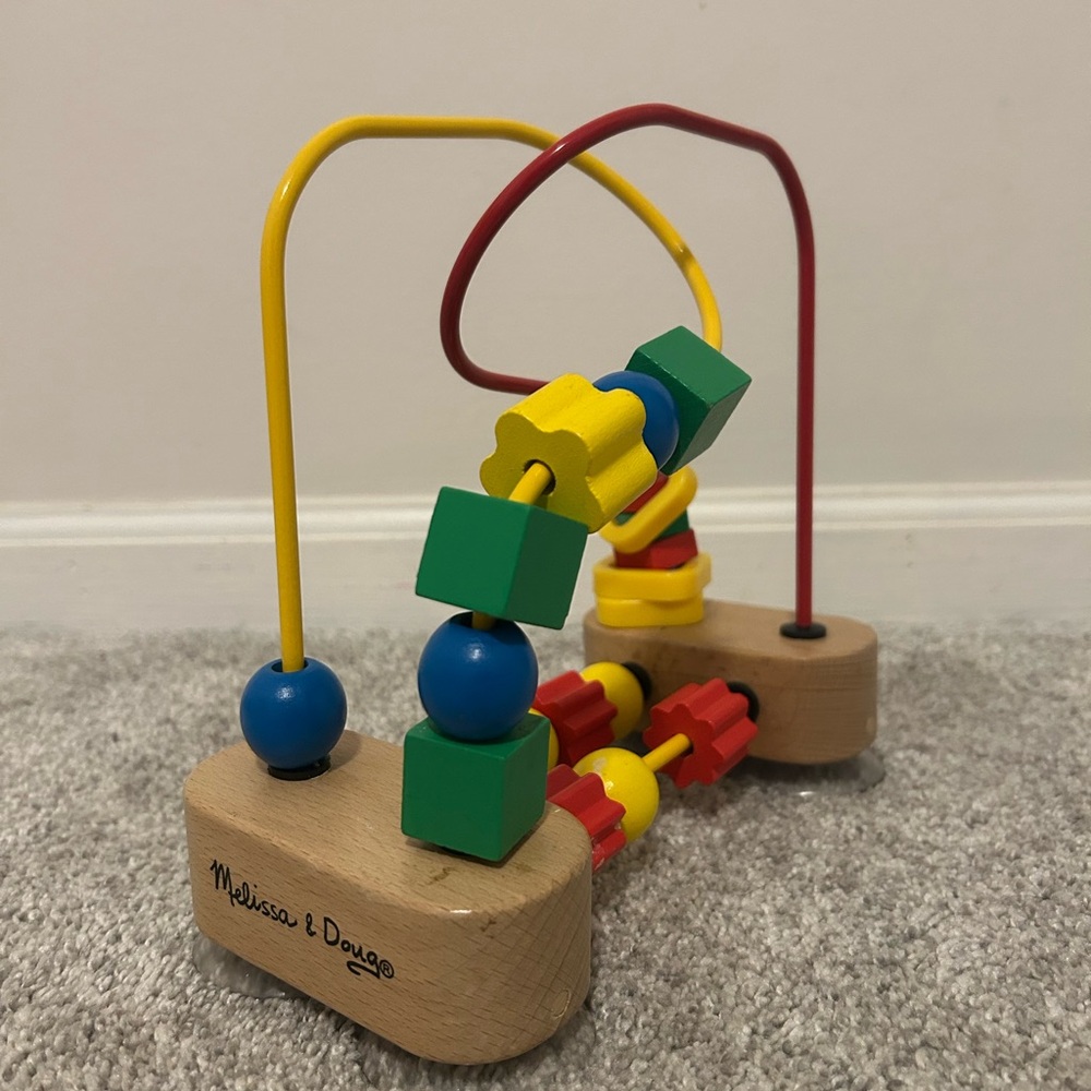 Melissa & Doug Colorful Wooden Bead Maze with Red, Yellow, Green, Blue Pieces